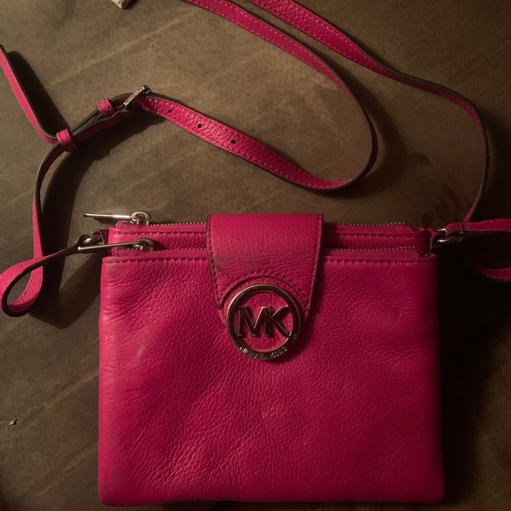 Michael kors crossbody